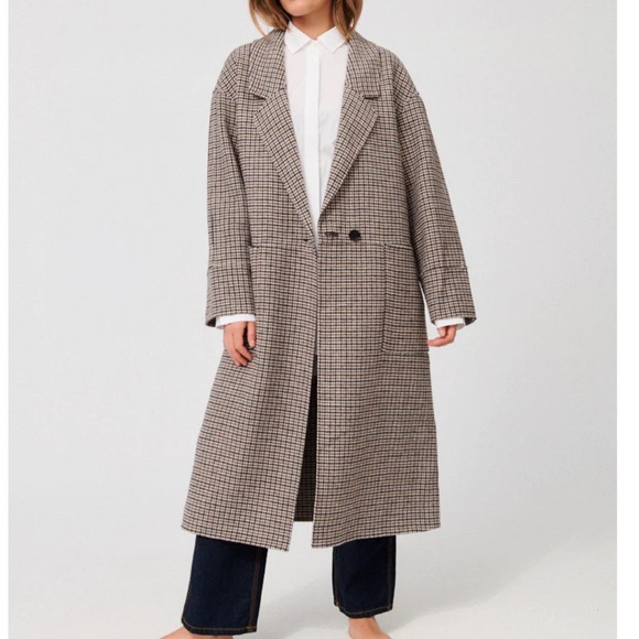 Vita Oversized Checked Wool Coat - Picture 9 of 12